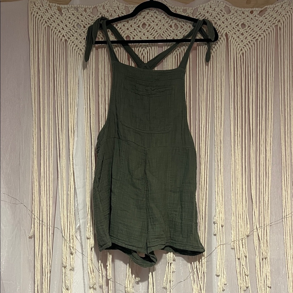 Aerie Olive Green Sleeveless Top